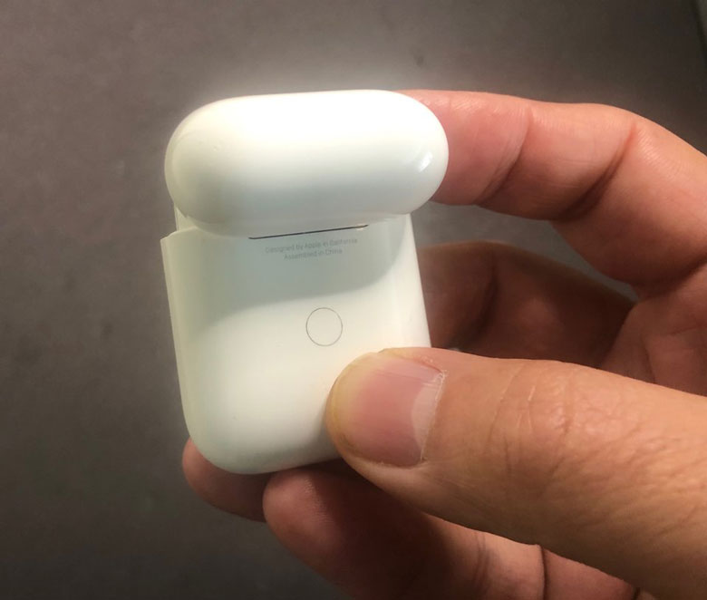 Kết nối Airpod với laptop cần sạc đầy Airpod