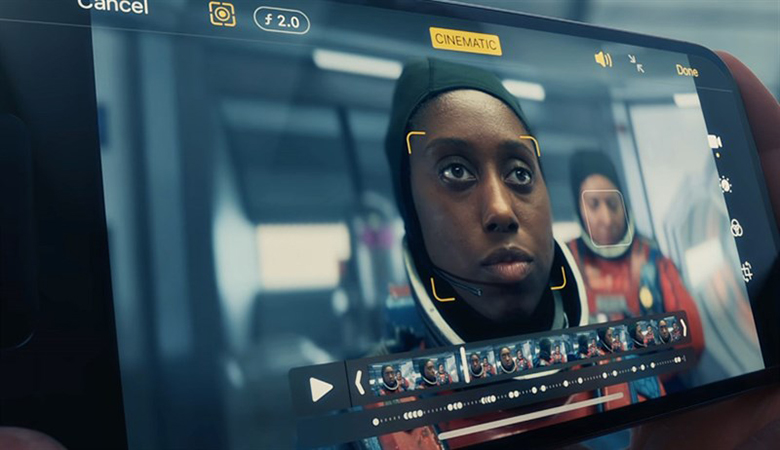 Điện thoại iPhone 13 Pro Max 256GB VN/A Sierra Blue có chế độ cinematic