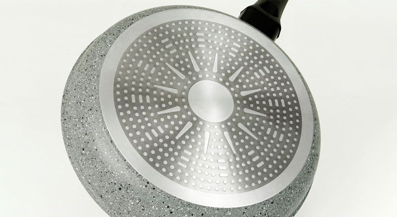 Bếp từ Kangaroo báo lỗi E0 - Nồi sử dụng cần có đáy phẳng