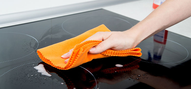 Bếp từ Kangaroo báo lỗi E0 - Nên vệ sinh thường xuyên