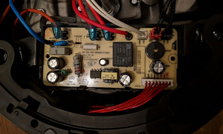 Lỗi E3 nồi cơm điện Sunhouse do hỏng bo mạch