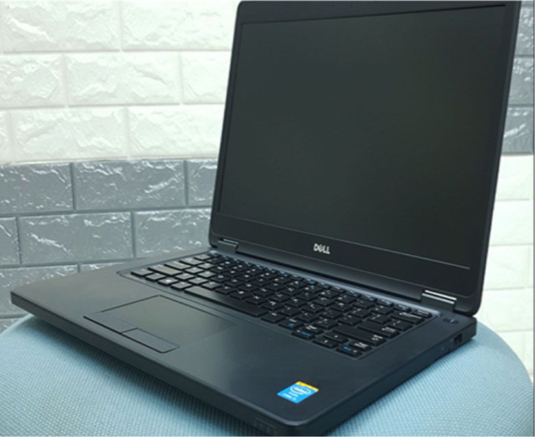 Các lỗi thường gặp của laptop Dell: Do màn hình không lên