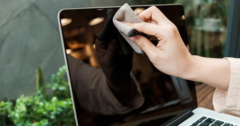 MacBook sập nguồn bật không lên cách khắc phục cần thường xuyên vệ sinh