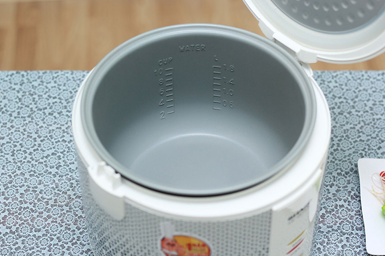 Lòng nồi-Nồi cơm điện Sharp 1.8 lít KS-181TJV