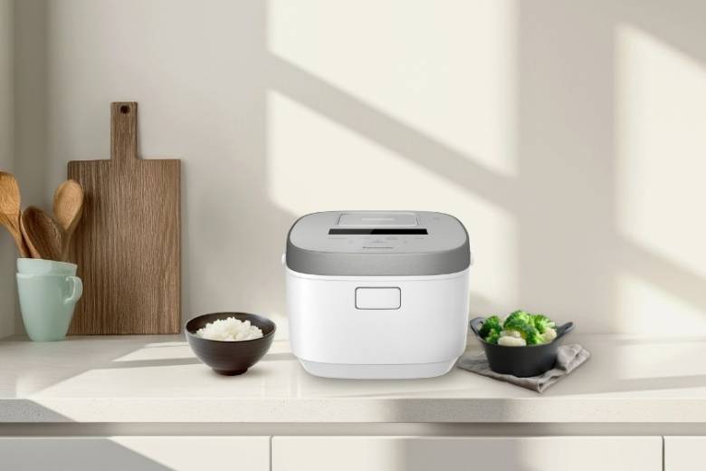 Nồi cơm điện cao tần Panasonic 1.0 lít SR-HFL103WRA