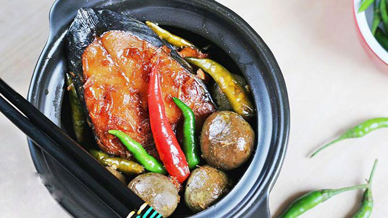 Món ngon từ cá thu nướng - Cá thu kho sấu