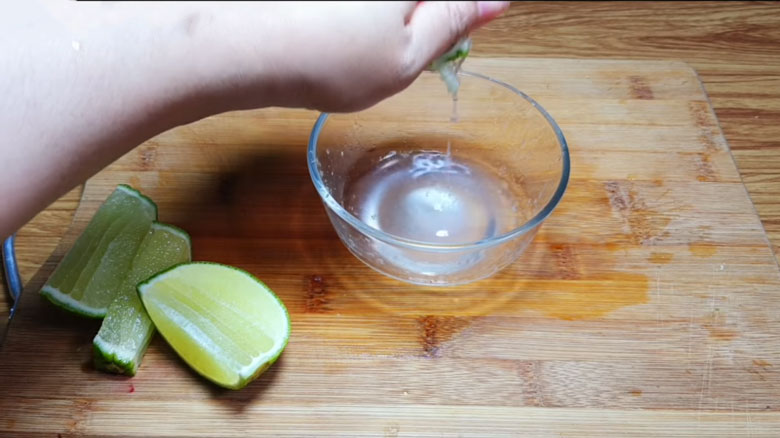 Cách làm mứt thanh long đỏ: Sơ chế chanh