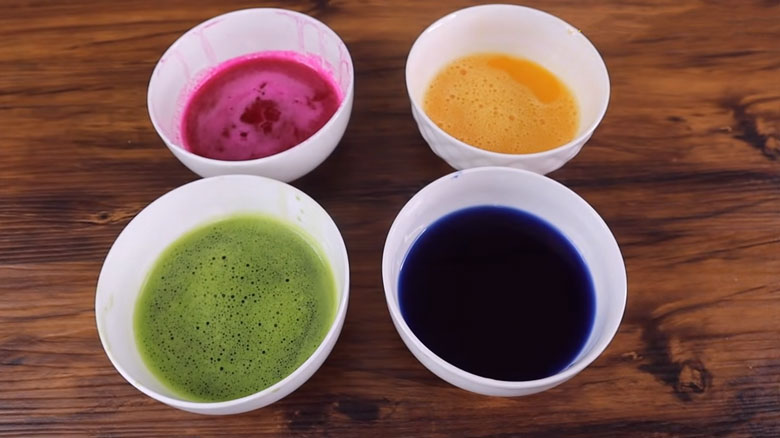 Cách làm mứt rau câu: Làm màu sắc