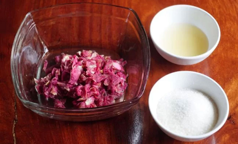 Cách làm mứt hoa hồng không cần ướp