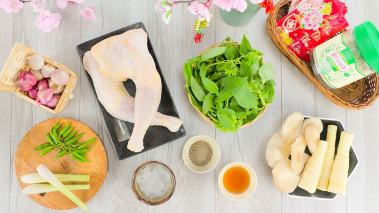 Cách làm lẩu gà lá é với các nguyên liệu