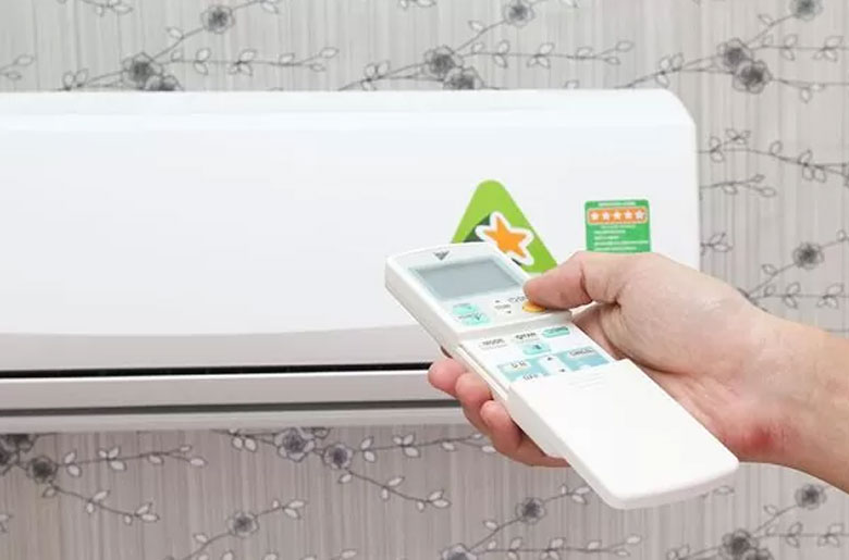 Điều hoà Đaikin báo đèn vàng cách sửa khi lỗi hỏng đường truyền