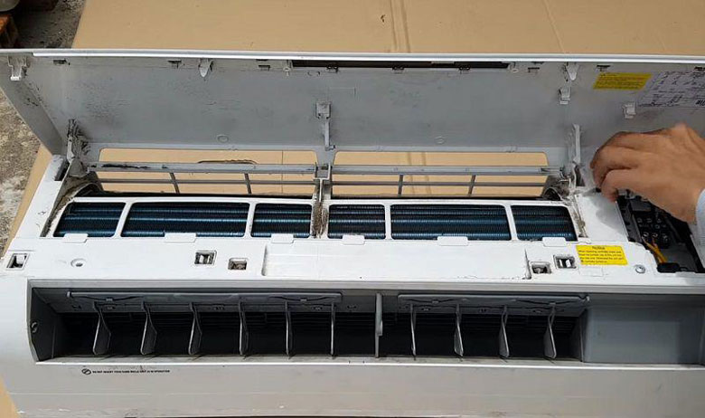 Cánh quạt điều hoà không mở do dây động cơ cánh quạt bị đứt