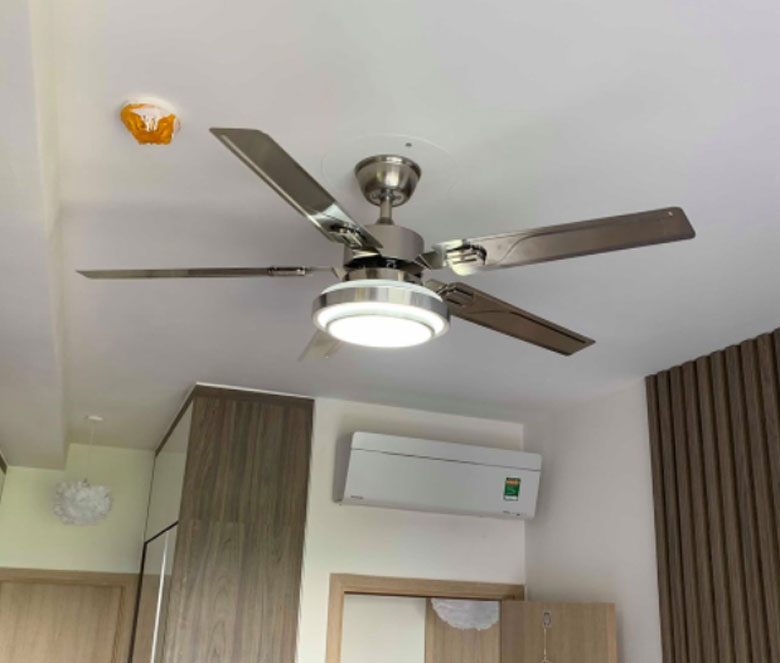 Có nên bật quạt hơi nước trong phòng điều hoà như nào mới đúng chuẩn?