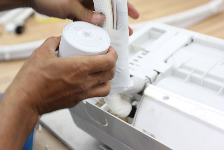 Máy lạnh Sharp chảy nước nguyên nhân tắc ống thoát nước