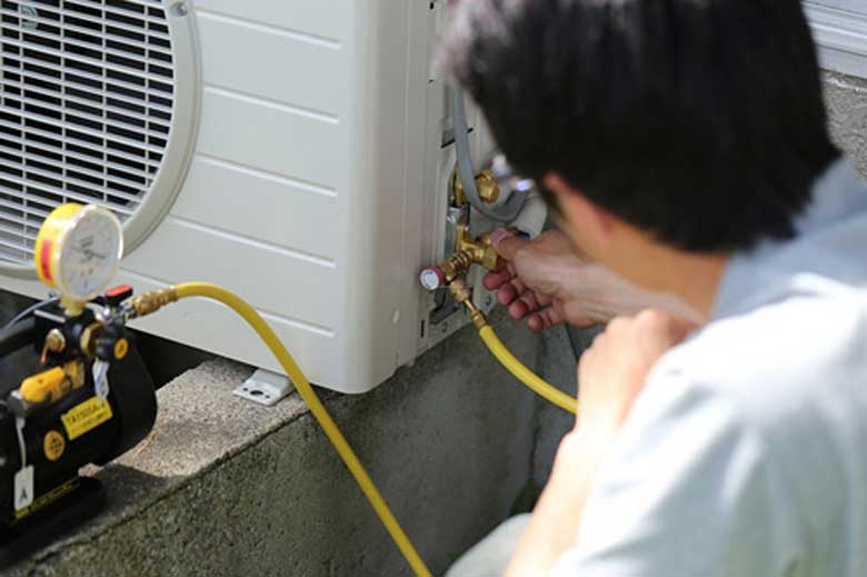 Lỗi điều hòa Daikin không mát bị hết gas