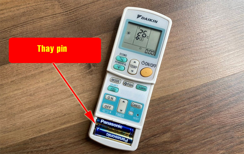 Lỗi U5 điều hòa Daikin cách khắc phục về pin của Remote