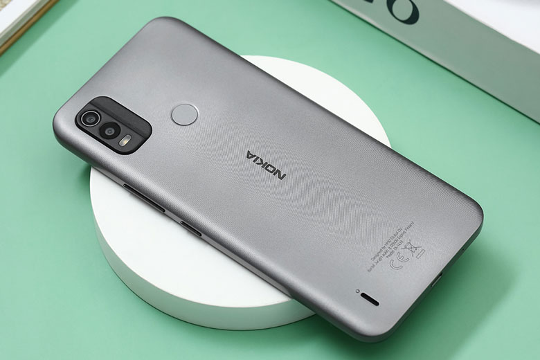 Điện thoại Nokia C21 Plus 3GB/64GB Xám - Thiết kế mặt lưng hiệu ứng chuyển màu nhẹ