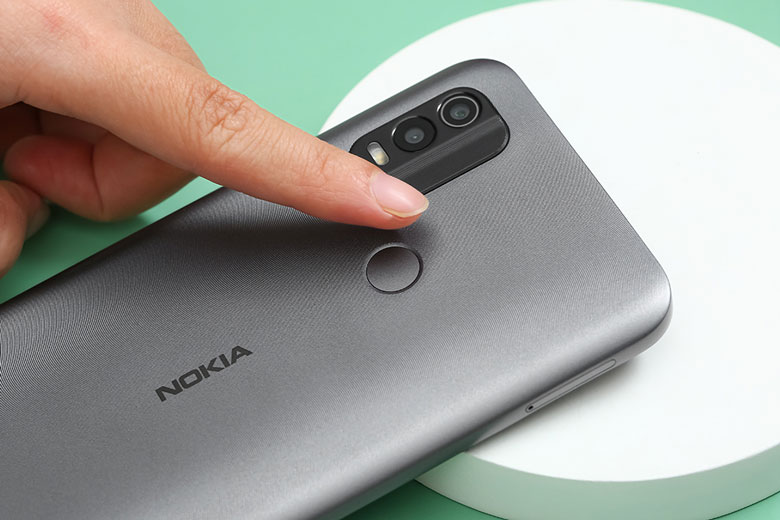 Điện thoại Nokia C21 Plus 3GB/64GB Xám - Bảo mật vân tay thuận tiện