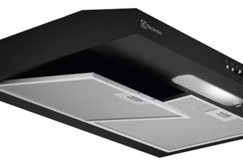  Máy hút mùi Electrolux ECF7311KB - Bộ lọc 3 lớp