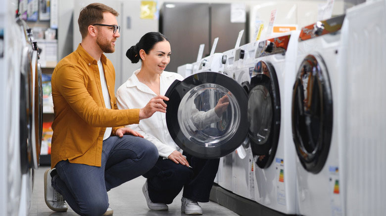 Lựa chọn giá máy giặt phù hợp với ngân sách