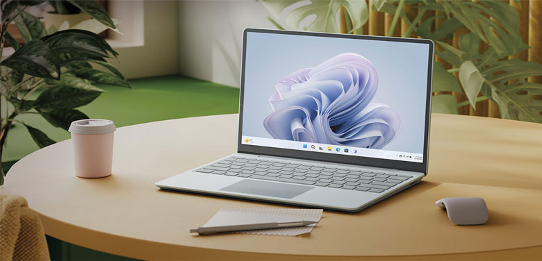 Laptop văn phòng, doanh nhân