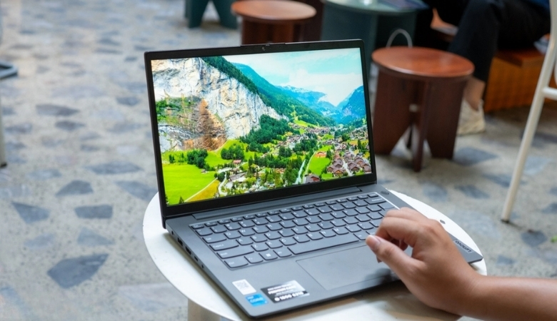 Đọc đánh giá và so sánh Laptop Lenovo trước khi mua
