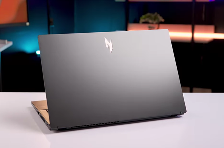 Laptop Gaming Acer Nitro V 15 ANV15-41-R732