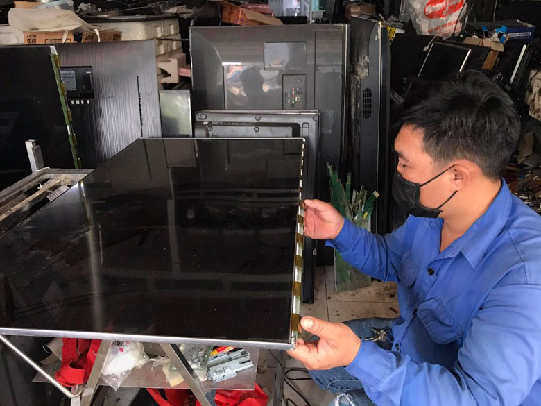 Bảng báo lỗi Tivi Sony khi 3 nháy màu đỏ