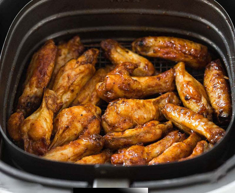 Cài đặt nhiệt độ và thời gian linh hoạt - Nồi chiên không dầu Funiki 8 lít HAF8002A