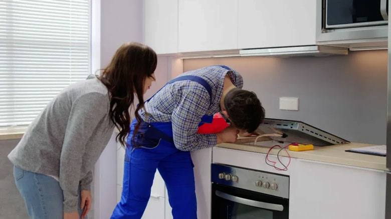 Bếp từ Bosch báo lỗi E31 - Cần đến kỹ thuật viên chuyên nghiệp xử lý