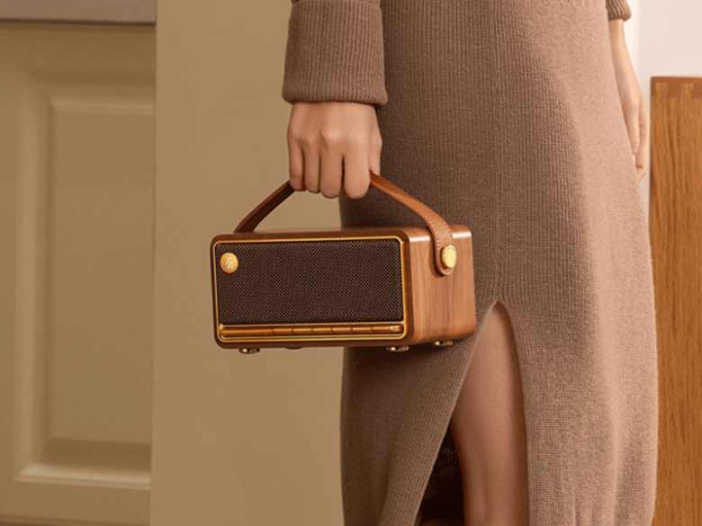  Loa Edifier mini di động MP330 nâu - Thiết kế xách tay gọn nhẹ, tiện di chuyển