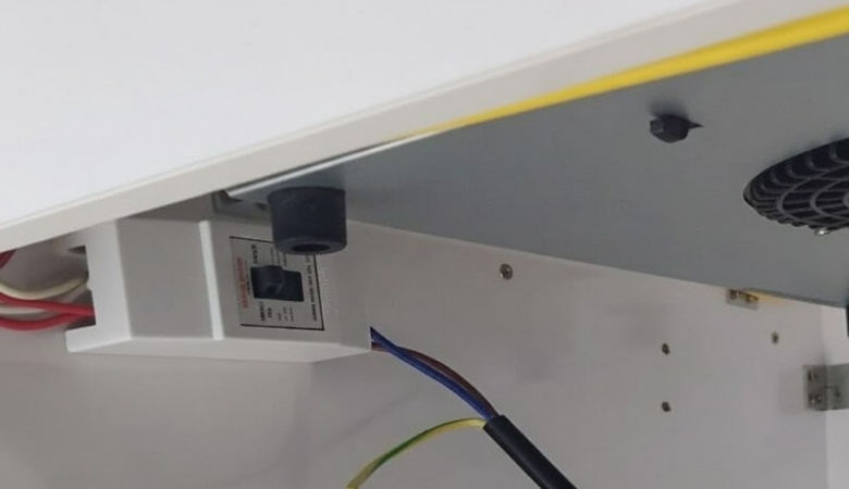 Cách xử lý bếp từ lên nguồn rồi tắt do nguồn điện không ổn định