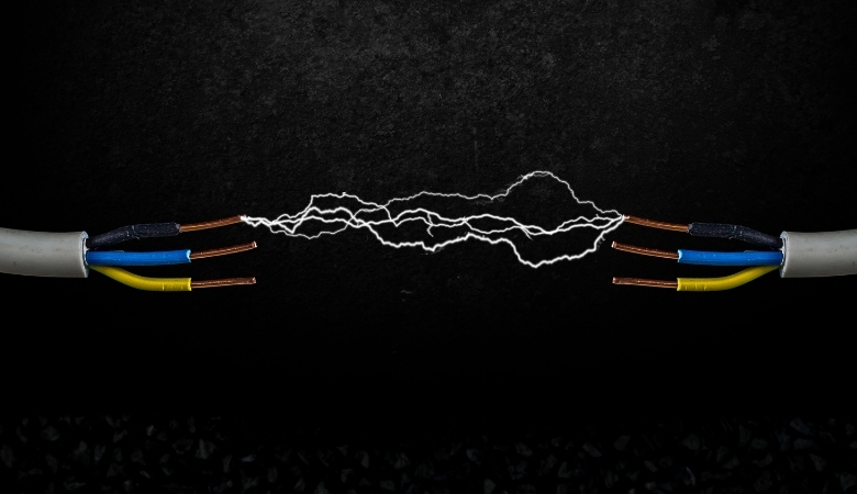 Bếp từ lên nguồn rồi tắt do nguồn điện không ổn định