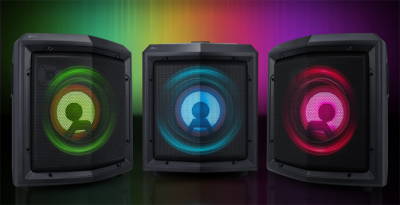 Tích hợp chế độ đèn nhiều màu - Loa kéo karaoke LG Xboom RL2 50W