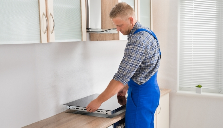 Bếp từ kêu rè rè do lỗi kỹ thuật