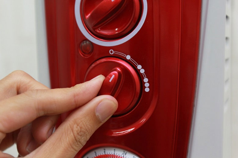 Máy sưởi dầu có an toàn không - Tắt khi không sử dụng