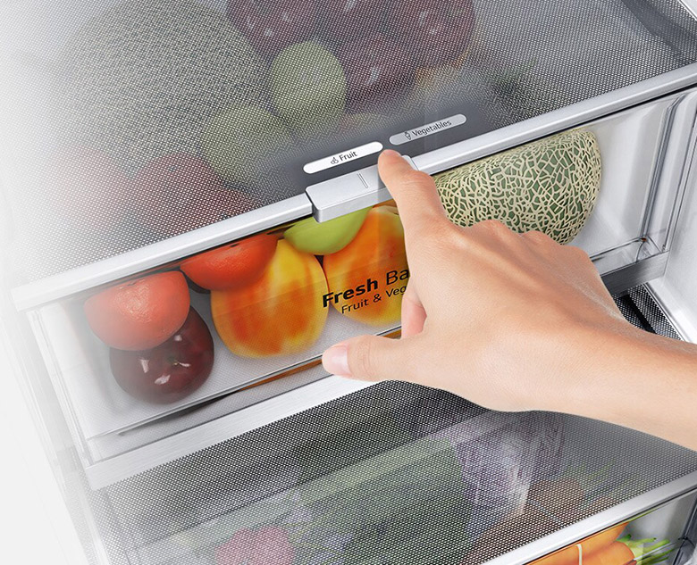 Tủ lạnh LG Inverter 655 lít GR-Q257MC ngăn rau quả