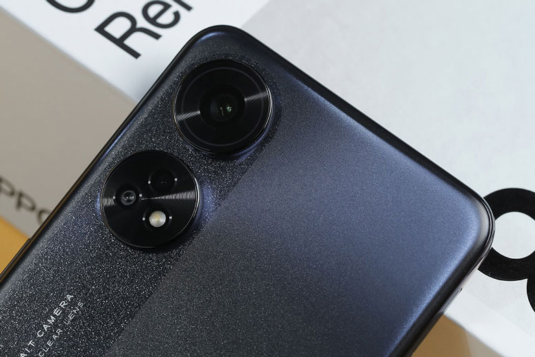 Điện thoại Oppo Reno8 T 4G 8GB/256GB Đen CPH2481 - Thiết kế mặt lưng họa tiết dập nổi ấn tượng