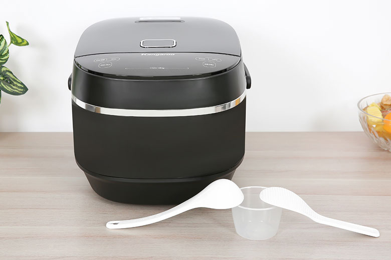 Nồi cơm điện cao tần Kangaroo 1.8 lít KG18RIH1 - Kiểu dáng nhỏ gọn, sang trọng